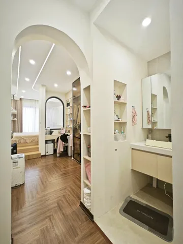 Cơ Hội Đầu Tư Nhà Minh Khai Sân cổng riêng 36.4m2*4T, Giá 7.9 tỷ (TL sâu)