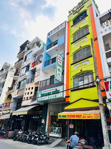 Chính chủ Bán nhà mặt tiền Đỗ Ngọc Thạnh Quận 5, ngay chợ Tân Thành, diện tích 73m², 4 tầng, khu buôn bán sầm uất, giá 23 tỷ.