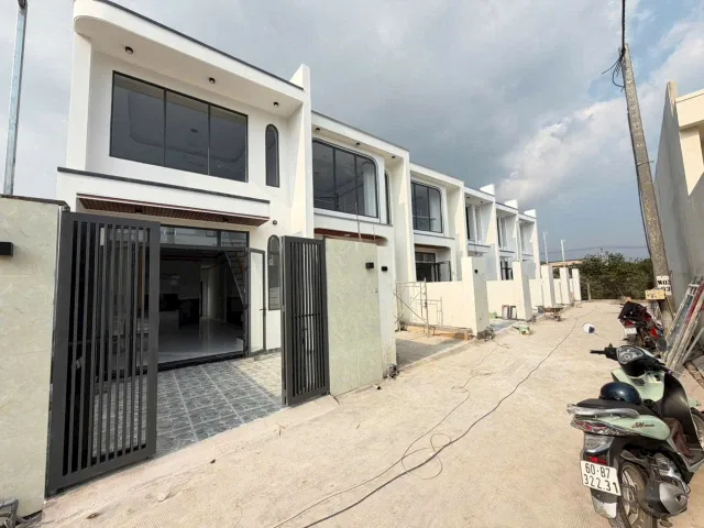 SIÊU PHẨM GÁC LỬNG GẦN BỬU LONG - TẶNG TRỌN BỘ NỘI THẤT CAO CẤP