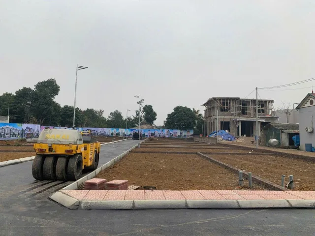 Lô góc duy nhất 80m2 full thổ cư. Hàng F0 gần trung tâm Hà Đông - Chương Mỹ - Hà Nội. Giá 1.4 tỷ