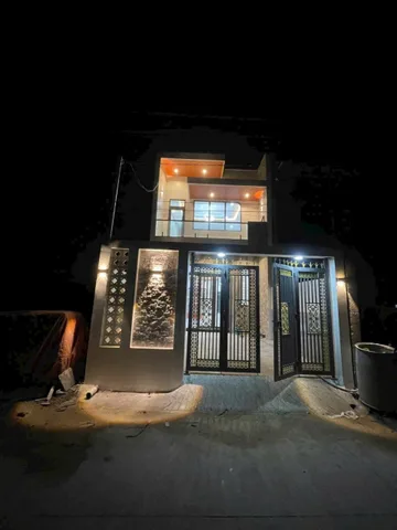 Bán nhà mới xây đường beton 4,5m  ở Đức Hòa Đông dt 121,5m2 1 lầu,3pn,2wc giá 2,55 tỷ