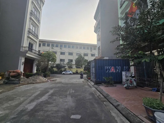 Bán đất giãn dân khu 1 đại phúc. Diện tích 72m mặt tiền 4.5m hướng đông nam. Làn 3 đường hàn thuyên. Phường võ cường tỉnh bắc ninh