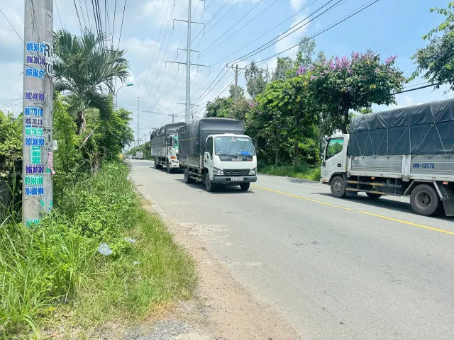 Bán đất 581m² có sẵn 250m² thổ cư ngang 10m giá 19 tỷ tại Xã Xuân Thới Sơn