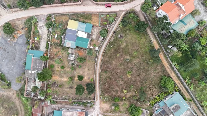 Bán đất 1180.7m² ngang 7m giá 10 tỷ tại Phường Uông Bí
