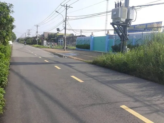 Bán nhà 4660.8m² có sẵn 300m² thổ cư ngang 65m giá 52 tỷ tại Xã Bà Điểm Ms307