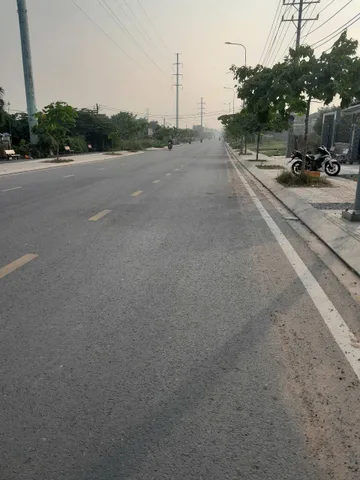 Bán nhà 270m² có sẵn 250m² thổ cư ngang 9.4m giá 9.95 tỷ tại Xã Hóc Môn Ms312