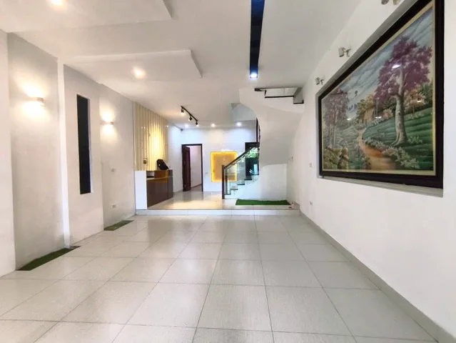 Cho thuê nhà riêng Kim Giang 65 m2 x 4 tầng ô tô đỗ cửa 15 triệu/tháng