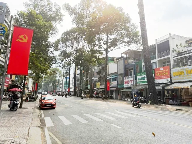 Bán nhà gấp 4 Tầng MT Ngô gia tự Quận 10
