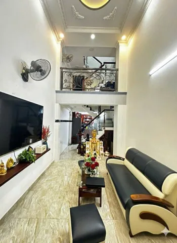 Chính chủ Bán nhà hẻm 6m Cách Mạng Tháng 8 P7 Tân Bình 42m2 3 tầng nở hậu. 6.8Tỷ