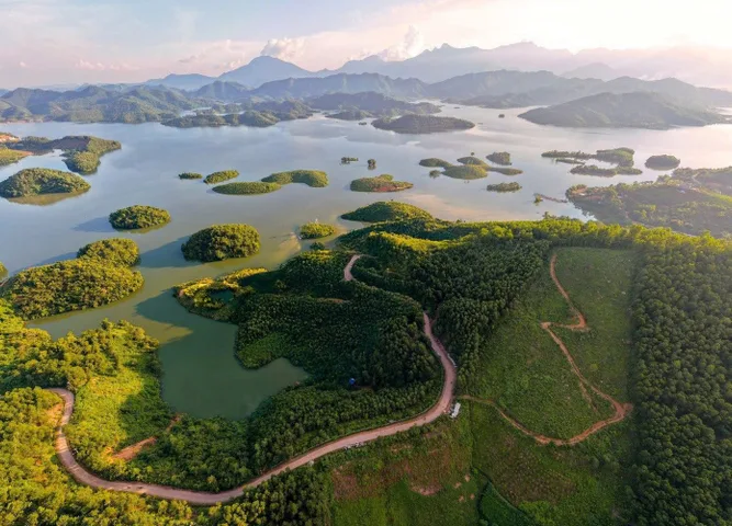 🌿 BÁN 12HA ĐẤT NẰM TRÊN DÃY NÚI THẰN LẰN-VIEW CAO NHÌN HỒ NÚI CỐC – TIỀM NĂNG DU LỊCH SINH THÁI