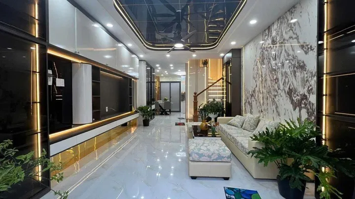 Nhỉnh 6 tỷ - Nhà 4 lầu mới đẹp ở liền- Gò Vấp - Gần sân bay Tân Sơn Nhất