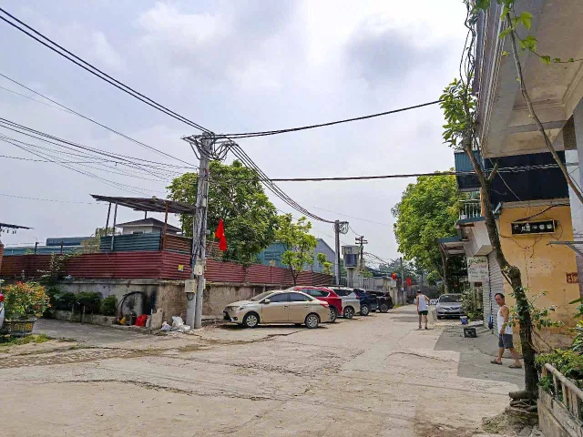 BÁN NHÀ LIÊN NINH THANH TRÌ – Ô TÔ ĐỖ CỬA, 2 MẶT THOÁNG – 40M² –2.5 TỶ