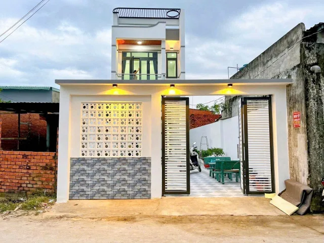 Bán nhà 130.1m² có sẵn 130m² thổ cư ngang 5m giá 2.38 tỷ tại Xã Mỹ Hạnh