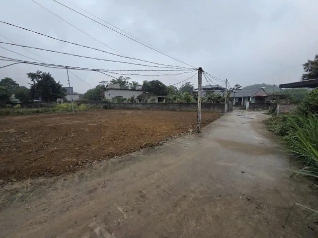THỊ TRẤN BA HÀNG ĐỒI LẠC THUỶ HOÀ BÌNH 73M2 FULL THỔ CƯ GIÁ ĐẦU TƯ CHỈ 399TR AC ĐÃ CÓ THỂ SỞ HỮU