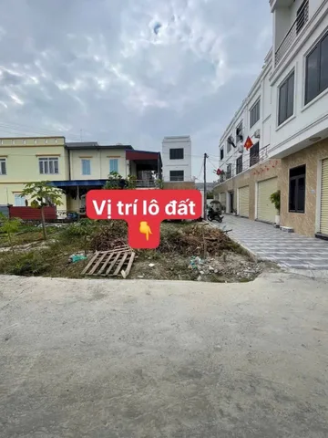 Bán 63 m Thôn 1 Thiên Hương gần chợ trường học . Ngõ ô tô 16 chỗ . L/h:076.231.9990 e Thúy