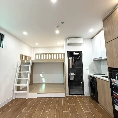 3 bước ra taxi, CCMN Xuân Thuỷ 43m2,  thang máy, 13.1 tỷ