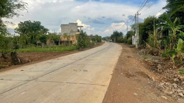Bán đất 215.8m² có sẵn 80m² thổ cư ngang 5m giá 550 triệu tại Xã Hòa Phú