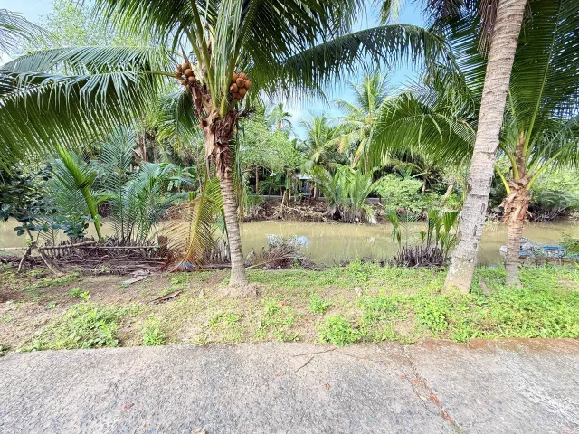 Bán đất 172m² có sẵn 50m² thổ cư ngang 5m giá 255 triệu tại Xã Ngãi Tứ