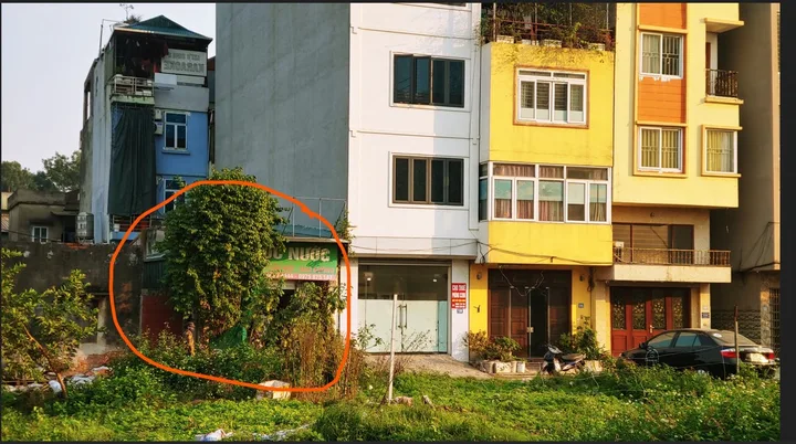 bán đất sổ đỏ 68m2 gần Cầu Tó. Phương liệt. đã xây thô 2 tầng.