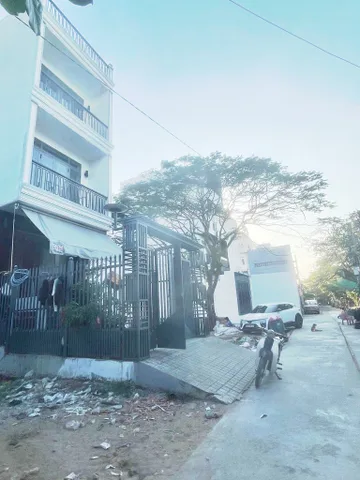 Bán nhà 93m² có sẵn 94m² thổ cư ngang 4m giá 7.37 tỷ tại Phường An Lạc