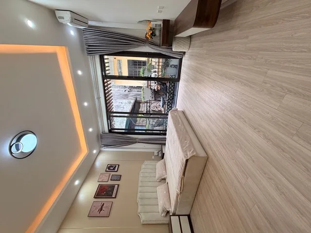 🔥 Bán Nhà Ngọc Khánh, Lõi Ba Đình, Hàng Xóm Vin Giảng Võ, DT 30m2, 4 Tầng, Giá 9 Tỷ