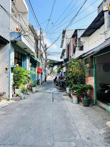 Bán nhà Khuông Việt Tân Phú 82m², 3 tầng, hẻm xe hơi tới nhà, sát mặt tiền, giá 6.99 tỷ