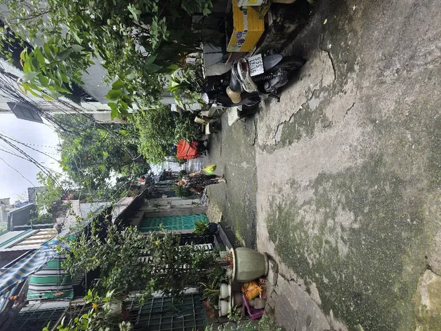 🏠 Nhà 2 tầng + sân thượng khu Tên Lửa – dòng tiền 27tr/tháng

📍 Vị trí: Tỉnh Lộ 10, P. An Lạc, Bình Tân – ngay khu Tên Lửa, khu vực sầm uất
📐 Diện tích: 53m² (ngang 5.5m)
🏗️ Kết cấu: 2 tầng + sân thượng, gồm 4 phòng, 4 WC, 14 sleepbox

💰 Điểm nổi bậ