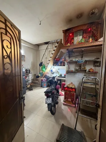 🏠 Nhà 2 tầng gần Aeon Mall Bình Tân – giá chỉ 2.67 tỷ

📍 Vị trí: Tỉnh Lộ 10, P. Tân Tạo, Bình Tân – giáp khu Tên Lửa, gần Quận 6
📐 Diện tích đất: 26.3m² – DTSD: 47.2m²
🏗️ Kết cấu: 1 trệt 1 lầu đúc BTCT, gồm 2 phòng ngủ, 2 WC, có ban công thoáng

🌟 Ư