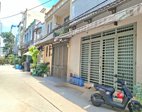 Nhà Lê Đình Cẩn_ Dt (55m2) hẻm xe hơi_ nhỉnh 5ty