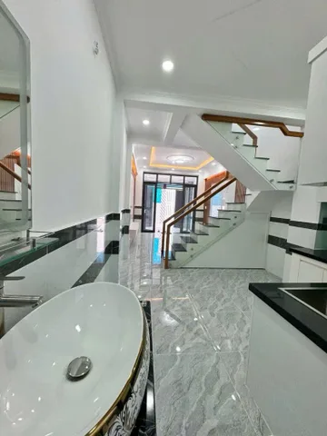 Nhà Mới 2 Tầng Xe Hơi Chạy Trước Nhà Ra Ngay Trương Thị Hoa P Tân Thới Hiệp Q12 Giá 4,3 Tỷ
