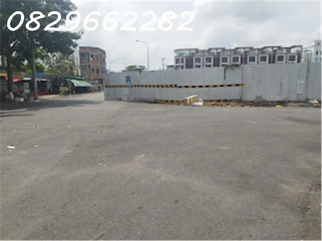 Bán nhà phố 3 tầng lầu Sổ Hồng ngay nội khu Vincom Sa Đéc. DT 90m2, 8PN. Giá 9.6 tỷ. LH: 0829662282.