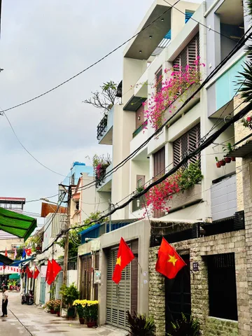 Bán nhà 4 tầng Thoại Ngọc Hầu Phú Thạnh Tân Phú 89m² (5.3x17m), hẻm xe hơi 6m, 4PN 6WC, giá 12.35 tỷ