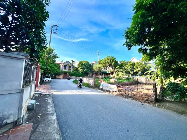 Bán đất 100m² có sẵn 70m² thổ cư ngang 5.56m giá 3.5 tỷ tại Phường Nông Trang