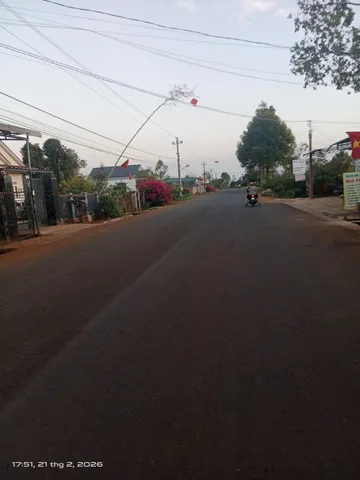 Mặt tiền trục chính