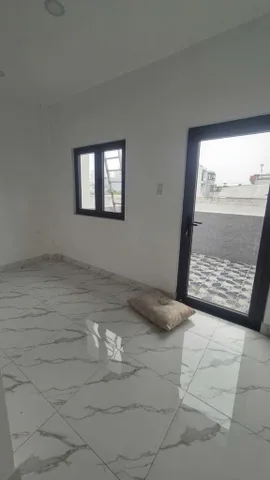 LÊ VĂN QUỚI 56M2 4 TẦNG BTCT 5PN 6.85 TỶ HẺM Ô TÔ THÔNG GẦN CHỢ BỐN XÃ