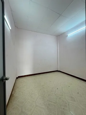HẺM OTO, KHU BÀU CÁT, GẦN GA T3 - 2Tầng 2PN - 31m² - TRƯỜNG CHINH - TÂN BÌNH - DƯỚI 5.9 T.ỷ