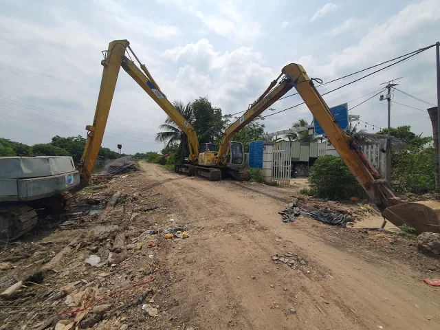 Bán nhà vườn 2000m² ngang 18m giá 18 tỷ tại Đường Láng Chà Xã Hóc Môn