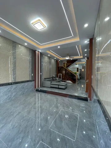 Bán nhà mới xây bửu hòa .Dt 80m2. chỉ 3tỷ950tr,cách đường Nguyễn tri phương 80m