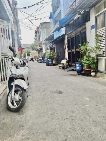 Bán nhà 4 Tầng, Hẻm ôtô, DT: 56m² full thổ cư ngang 4m giá 5.65 tỷ tại Phường Bình Trị Đông
