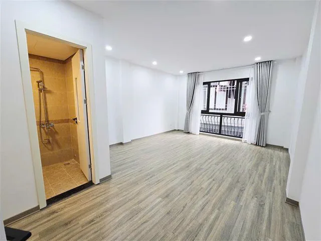 NHÀ XÂY MỚI 6 TẦNG THANG MÁY - TRUNG TÂM ĐỐNG ĐA - KHÔNG QH - GẦN ĐH Y