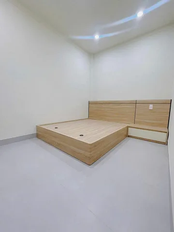 SỞ HỮU NGAY NHÀ 1 MÊ TRUNG TÂM PHỐ! 
Diện tích 52m2 4,2m giá 4ty35
