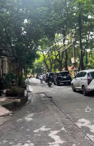 Cho thuê nhà Đền Lừ , nhà đẹp làm VP, kinh doanh 50 m2 x 7 tầng thang máy 22 triệu/tháng
