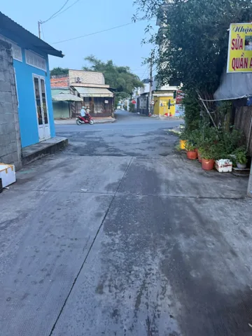 Đất đẹp hẻm xe hơi trung tâm hóc môn , dt 55m2, giá 2.7 tỷ