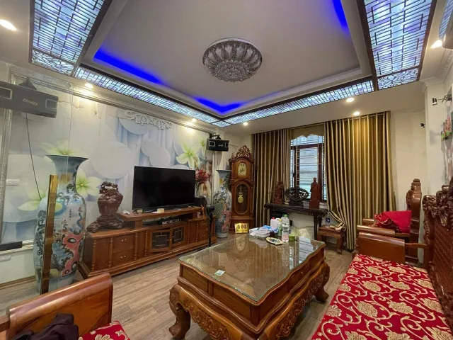 HIẾM – 7 TẦNG THANG MÁY – Ô TÔ ĐỖ CỬA – KINH DOANH ĐỈNH ĐỐNG ĐA-VÀI BƯỚC RA PHỐ TÔN ĐỨC THẮNG