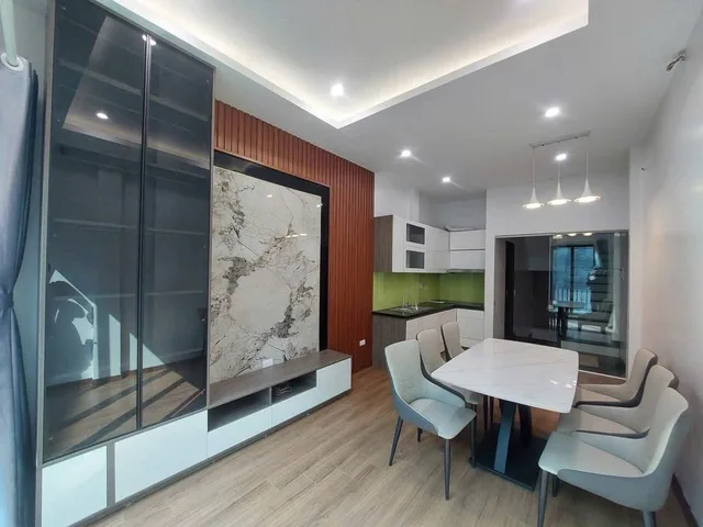 BÁN NHÀ MẶT PHỐ HOA BẰNG – CẦU GIẤY – 41M2 – 5 TẦNG – KINH DOANH ĐỈNH – 15TỶ