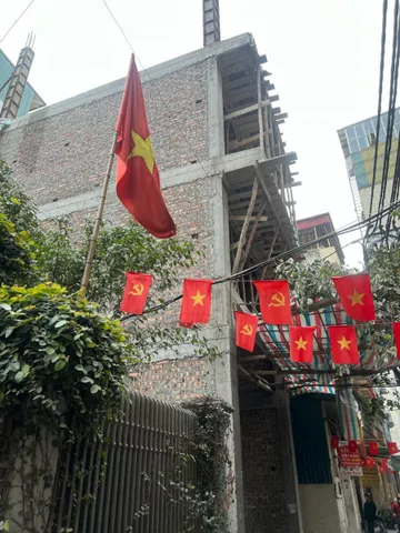 BÁN NHÀ ĐƯỜNG KHƯƠNG ĐÌNH. THANH XUÂN. 60M2 - 7 TẦNG. THANG MÁY.
