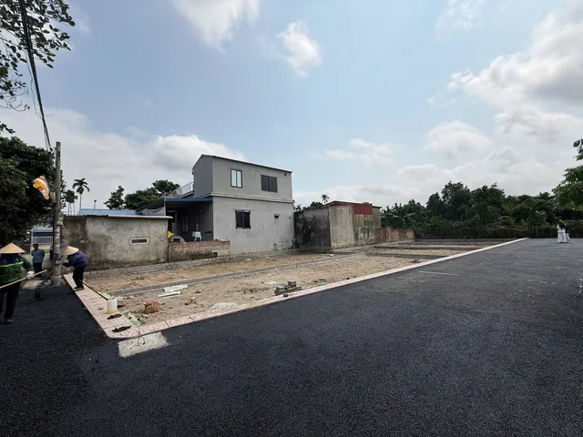 Bán đất 120m² full thổ cư,sát cạnh KCN Tràng Duệ 3,gần đường 301,vị trí siêu đẹp,giá rẻ hơn thị trường 10%,full thổ cư,sổ đỏ đầy đủ