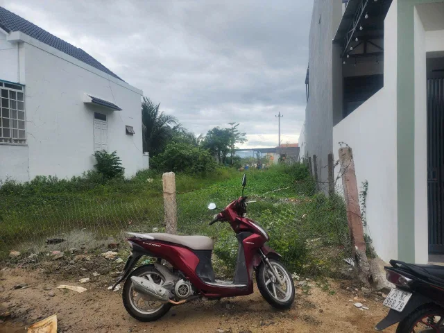 Lh 0938156791 Hiếu.
Giá ngộp. Đất Full thổ cư Ninh Thủy Ninh Hòa Khánh Hòa.