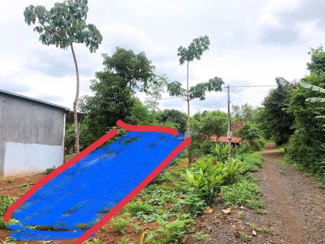Bán đất 148.9m² có sẵn 60m² thổ cư ngang 5m giá 570 triệu tại Xã Ea Nuôl