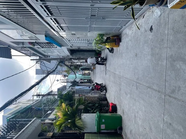 HẺM XE HƠI LẠC LONG QUÂN – GẦN NGÃ 4 BẢY HIỀN – 92M2 – NGANG 4.8M NỞ HẬU 6M – LÔ GÓC CHỈ 50M RA MẶT TIỀN - 11 TỶ